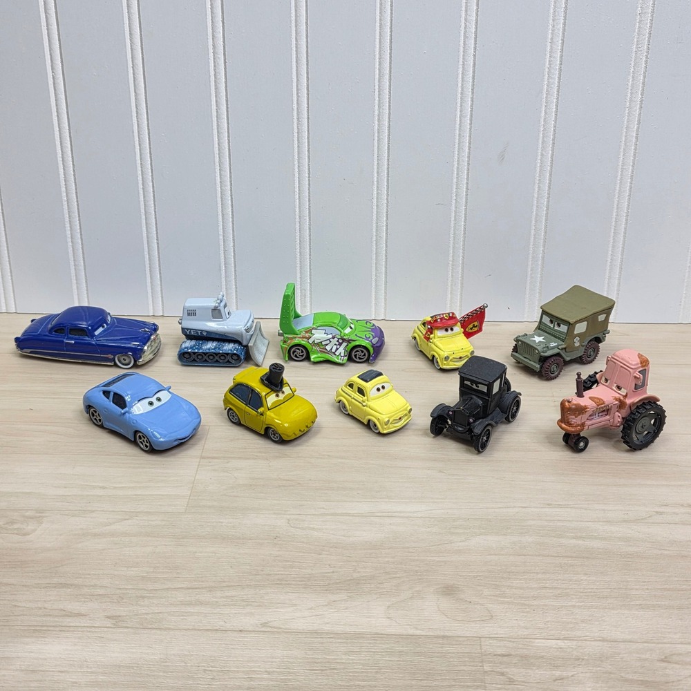 Disney Pixar Cars Diecast‎ Lot Doc Hudson Sally Sarge Luigi Wingo 10pc Toy Set